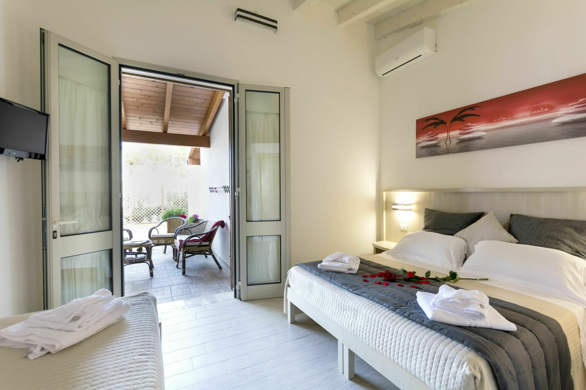 Agriturismo Il Megalite Giurdignano Luaran gambar